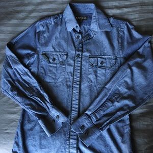 SOLD ELSEWHERE Expresss denim button up!